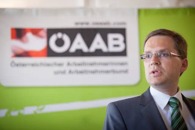 August Wöginger bleibt ÖAAB-Chef und erhält beim Bundestag in Stadt Haag 95,9 Prozent der Stimmen. | Foto: ÖVP/Jakob Glaser