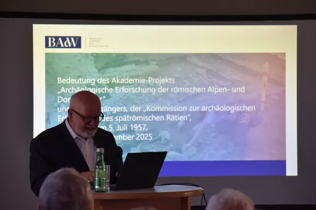  Prof. Dr. Bernd Päffgen  | Foto: Georg Larcher / MeinBezirk