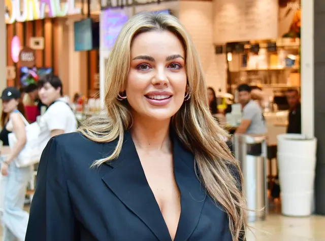 Nadine Mirada