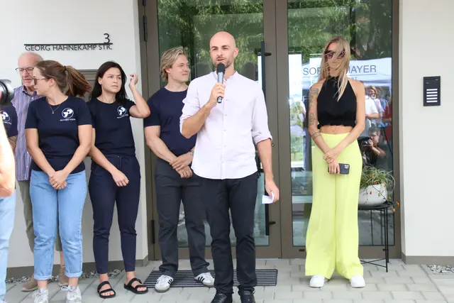 Patrick Mayer bei der Begrüßung der vielen Interessierten Gäste 