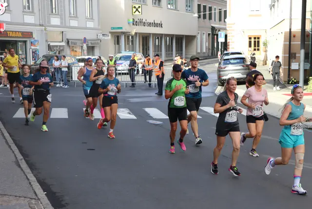 Klein und Groß auf selber Höhe | Foto: Gerhard Langmann