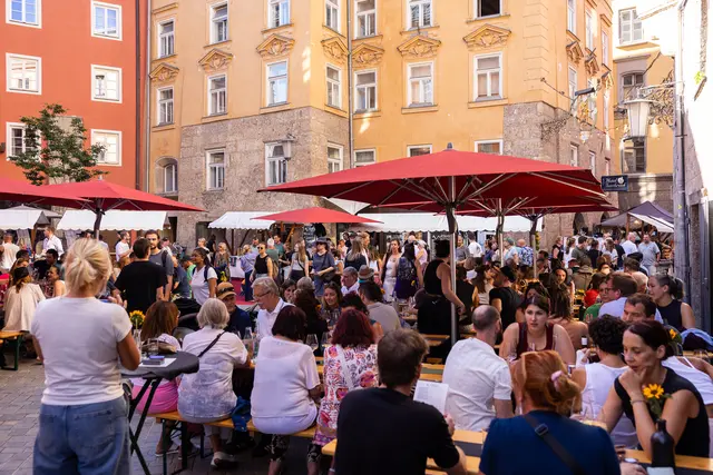 Weingastfest 2026 in der Altstadt beim Vier-Viecher-Eck | Foto: Steinlechner
