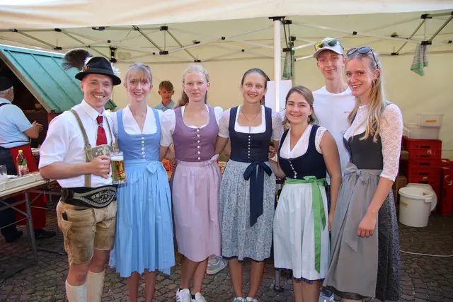 Heimatverein Faistenau: Fabian Klaushofer freute sich beim Bauernherbst-Dorffest über junge und engagierte Mitglieder.
