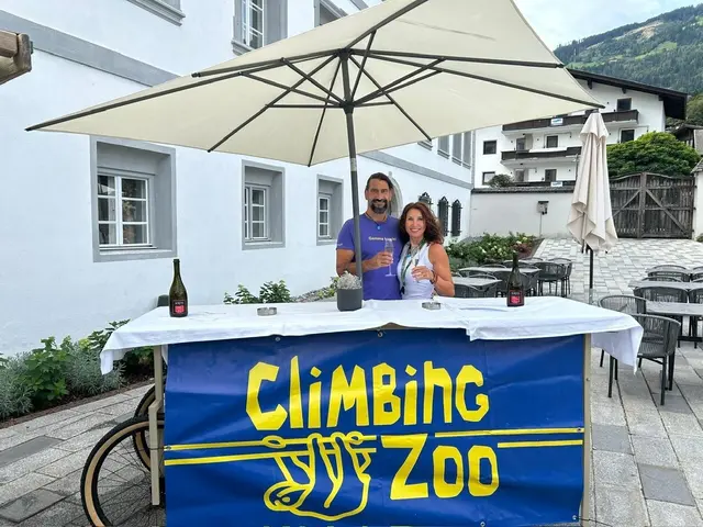Obmann Hauser Gerhard mit seiner Tabea  | Foto: ClimbingZoo