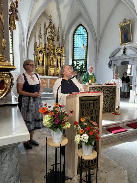 Theres Reitbauer und Alexandra Holzer organisierten die  Ehejubiläumsfeier