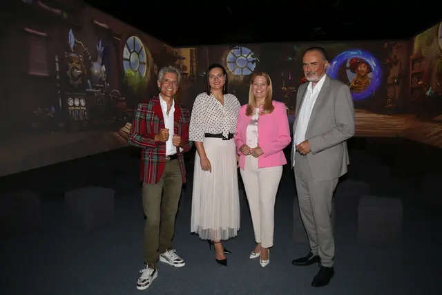 v. li. Thomas Brezina, Astrid Eisenkopf, Daniela Winkler und Landeshauptmann Hans Peter Doskozil 