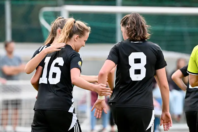 FC Wacker Innsbruck Frauen 1b: Die Torschützinnen Lisa Zass (Nr. 16) und Bora Gojcaj (Nr. 8) hatten Grund zum Jubeln. | Foto: Hassl