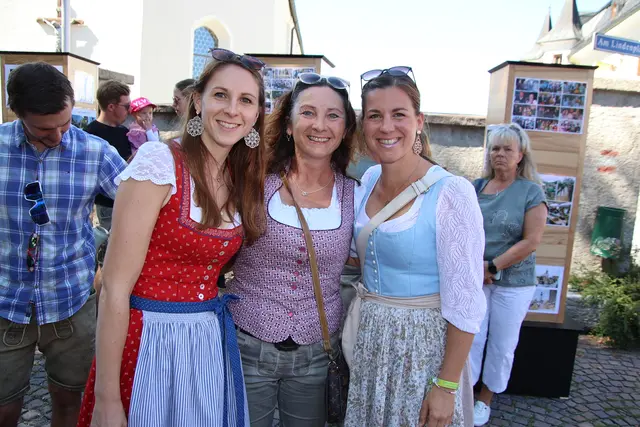 Bauernherbstfest mit Sandra, Susi und Petra in Faistenau.