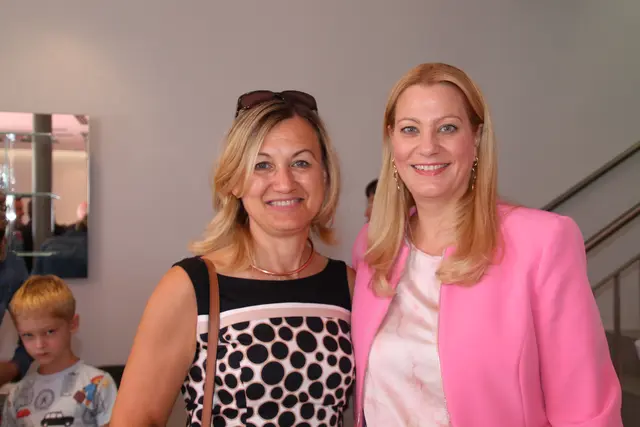 Bgm. Bettina Zentgraf und LRin Daniela Winkler 