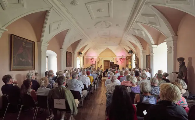 Damit wird Burgschleinitz an zwei Tagen zum Treffpunkt für Allegro Vivo, klassische Musik und große Literatur. | Foto: Schewig