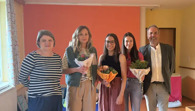 Zu Besuch in der neuen Krabbelgruppe in Bad Goisern. | Foto: Gemeinde Goisern