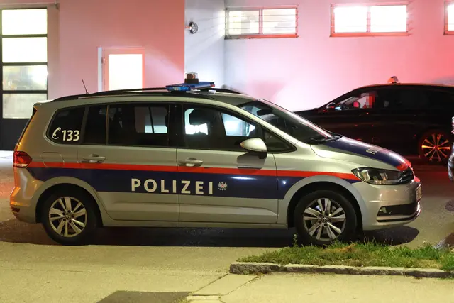 Auf brutale Art überfiel ein maskierter Täter die Eni-Tankstelle in der Grieskirchner Straße in Wels-Neustadt und erbeutete mit seiner Pistole Bargeld. | Foto: laumat.at