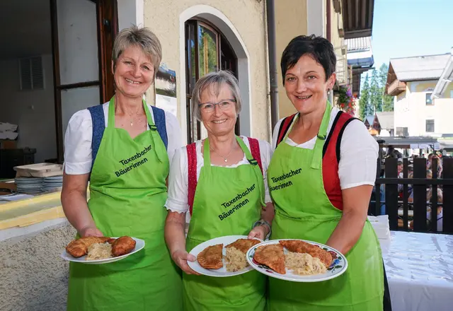 Beim traditionellen Bauernherbstfest am 6. September 2026 in Taxenbach. Es gab typische Pinzgauer Schmankerln, etliche Marktstände, gelebte Tradition und Musik sowie eine großes Kinderprogramm. | Foto: Roland Hölzl