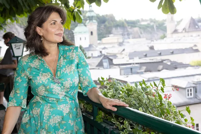 Klara Pöschl stand im Sommer 2026 auf der Bühne des Jedermann in Salzburg.  | Foto: Wildbild