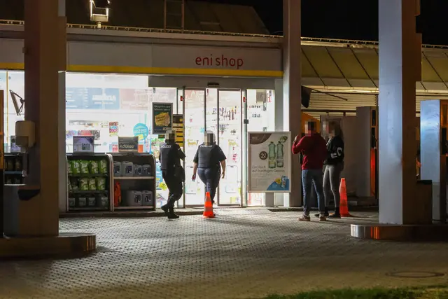 Auf brutale Art überfiel ein maskierter Täter die Eni-Tankstelle in der Grieskirchner Straße in Wels-Neustadt und erbeutete mit seiner Pistole Bargeld. | Foto: laumat.at