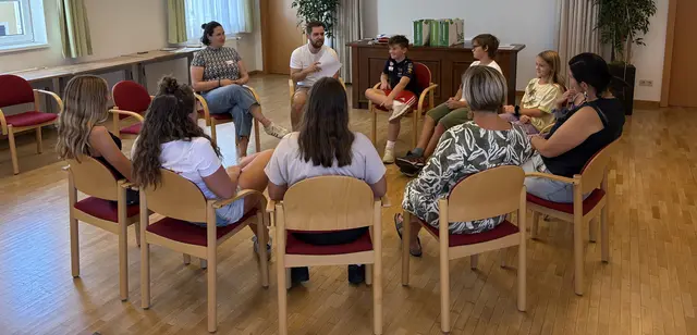 Gespannt und eifrig waren die Kinder am Diskutieren. | Foto: MeinBezirk/Susanne Veronik