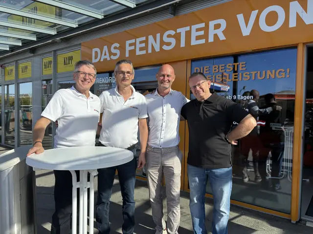 Das Team vor Ort freut sich darauf, zahlreiche Kundinnen und Kunden in Zukunft zu beraten. | Foto: Jennifer Flechl / MeinBezirk