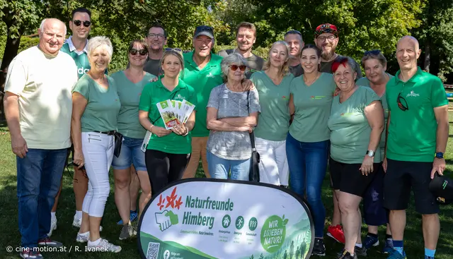 Das Team der Naturfreunde mit Vorstand und Ehegatten, dass diesen Familienlauf organisierte. | Foto: cine-motion.at / R. Ivanek