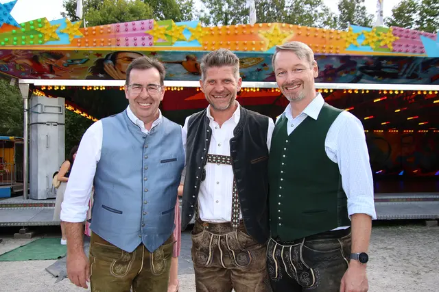 Bürgermeister: Martin Panzer, Herbert Schober, Andreas Hasenöhrl (v. r.).