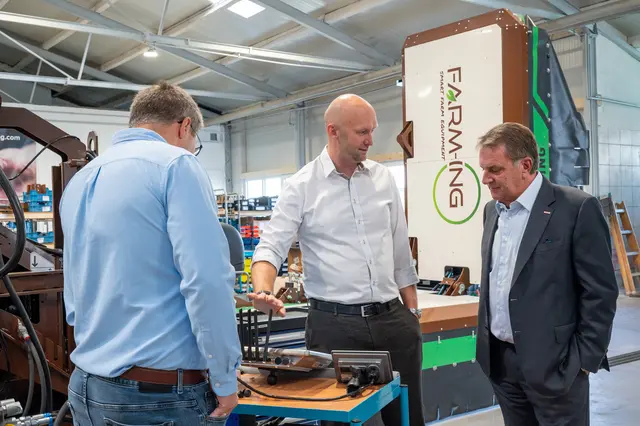 WKNÖ-Präsident Wolfgang Ecker besuchte das innovative Unternehmen. | Foto: Foto Andraschek