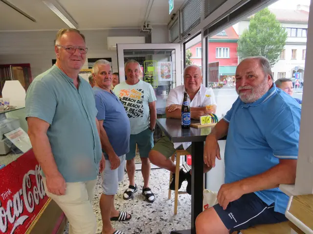 In Irmis Imbiss am Busbahnhof war immer was los.