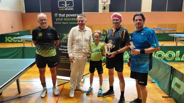 Sektionsleiter Eduard Herzog, Stadtrat Roman Fröhlich, Lino Lehner, Paul Lima, Robert Vrana. | Foto: Sportunion Mistelbach