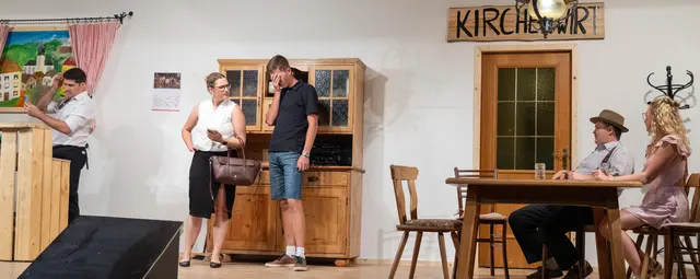 Die Landjugendlichen des Bezirks Rohrbach brachten ein unterhaltsames Stück auf die Bühne. | Foto: LJ