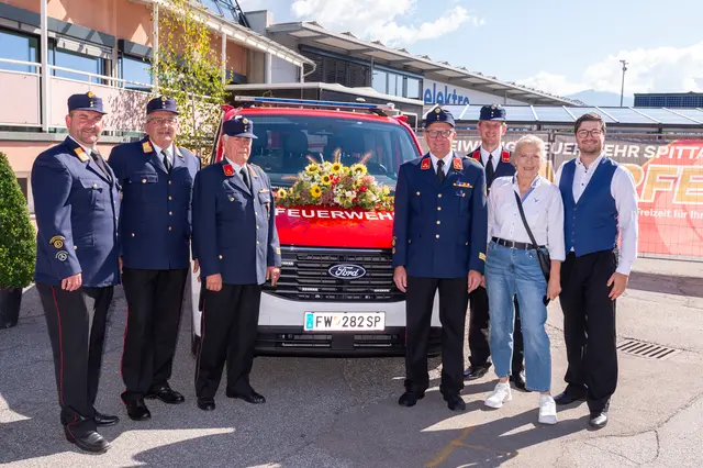 Beim Sommerfest der Spittaler Florianis wurde ein neues Mannschaftstransportfahrzeug eingeweiht. Die Stadtgemeinde stellte 90.000 Euro bereit. | Foto: FF Spittal