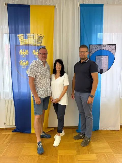 Thomas Opavsky, Claudia Schmidt und Bürgermeister Florian Pfaffelmaier (Wir für WöSt) | Foto: Marktgemeinde Wöllersdorf-Steinabrückl