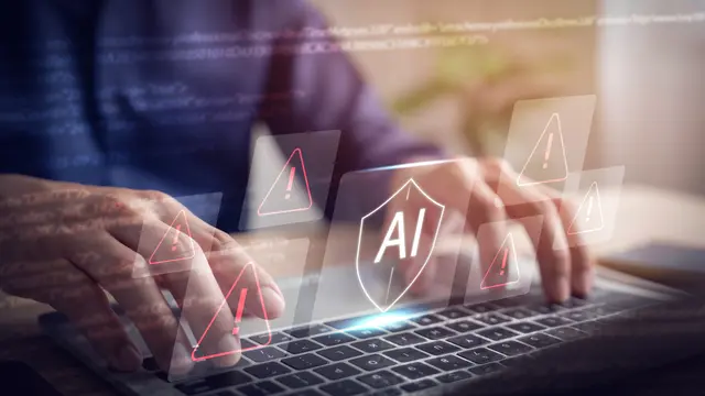 Ein übermittelter Internetlink habe den 48-Jährigen auf die vermeintliche Investmentplattform geführt. (Symbolfoto) | Foto: stock.adobe.com/at/Thanadon88 