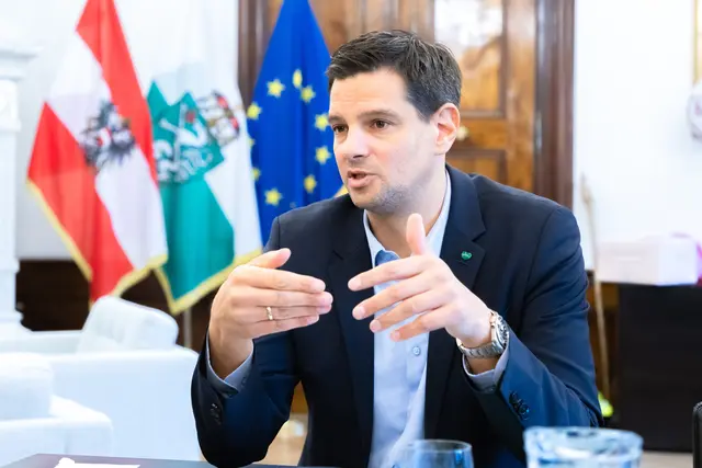 Soziallandesrat Hannes Amesbauer (FPÖ) zieht Bilanz zum neuen Sozialhilfegesetz, das in der Steiermark seit 1. Februar in Kraft ist. (Archivbild)  | Foto: Jorj Konstantinov
