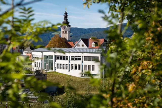 Die Volksschule und die Mittelschule werden nun von einem Schulleiter, Martin Gaulhofer, im Schulverbund gemeinsam geführt.  | Foto: Kurt Elmleitner