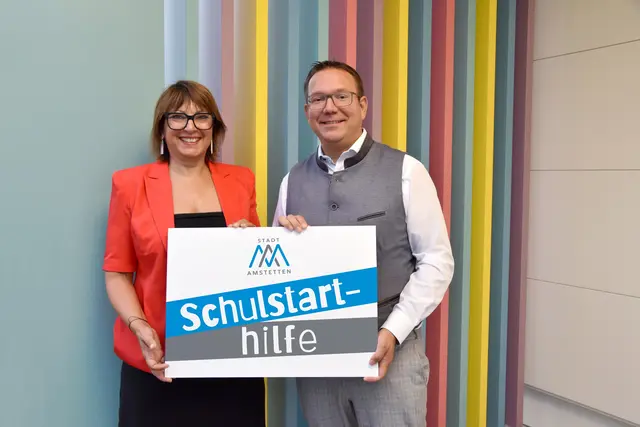 Bildungsstadträtin Elisabeth Asanger und Bürgermeister Christian Haberhauer. | Foto: Stadt Amstetten