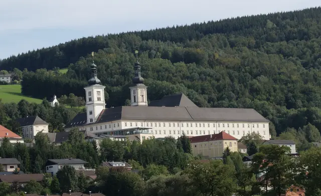 Die Stiftskirche in Schlierbach feiert ihr 300-Jahr-Jubiläum. | Foto: BRS
