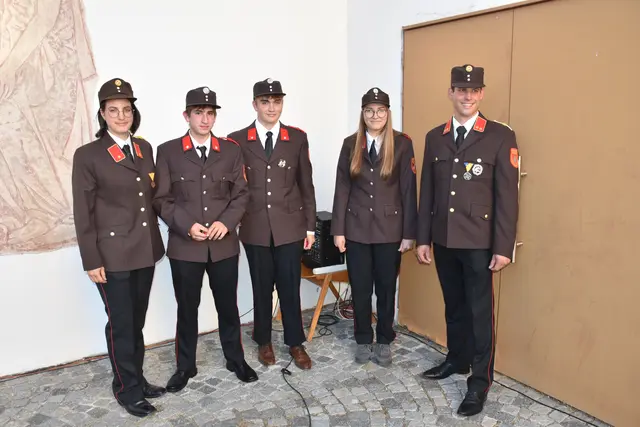 Neue Mitglieder wurden ins Team aufgenommen. | Foto: Alexandra Goll