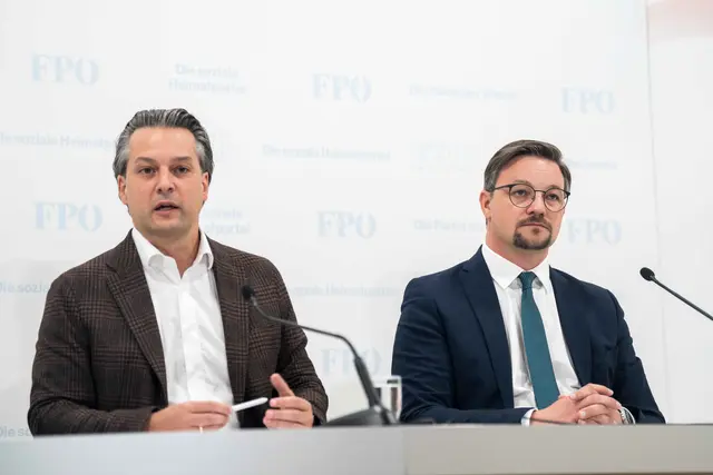 FPÖ-Wien-Parteichef Dominik Nepp (l.) mit dem Sicherheitssprecher Stefan Berger. | Foto: FPÖ Wien