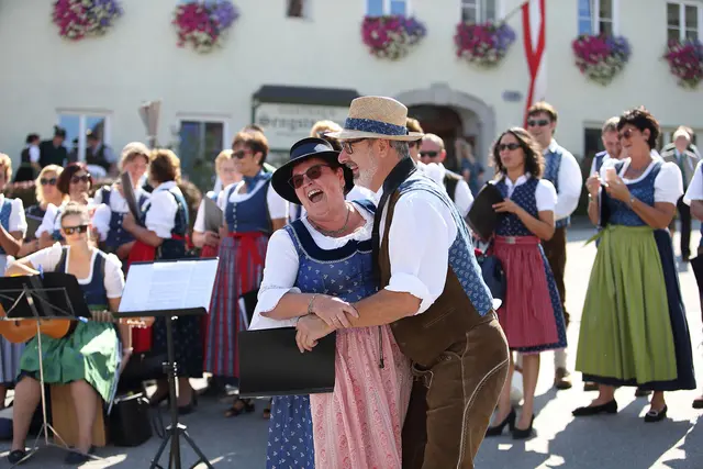 Gemeinsam tanzen, Musik genießen und Volkskultur erleben in Bad Zell. | Foto: Kulturforum Bad Zell