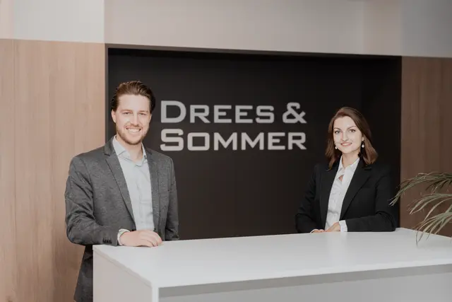 Seit Juli 2026 leiten Carolin Muckenhuber und Stephan Tauber gemeinsam den Linzer Standort des Planungs- und Projektmanagement-Unternehmens Drees &amp; Sommer. | Foto: Drees &amp; Sommer
