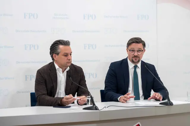 Gerade in den Bezirken, in denen es wiederholt zu Gewaltdelikten und Probleme mit Jugendgruppen komme, benötige es nach Ansicht des FPÖ-Wien-Parteichefs Dominik Nepp (l.) mehr Polizeipräsenz und kürzere Reaktionszeiten, doch die Polizei werde „kaputtgespart“. | Foto: FPÖ Wien