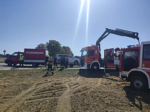 Die Feuerwehren Viendorf und Göllersdorf standen nach dem Verkehrsunfall gemeinsam im Einsatz. | Foto: FF Göllersdorf