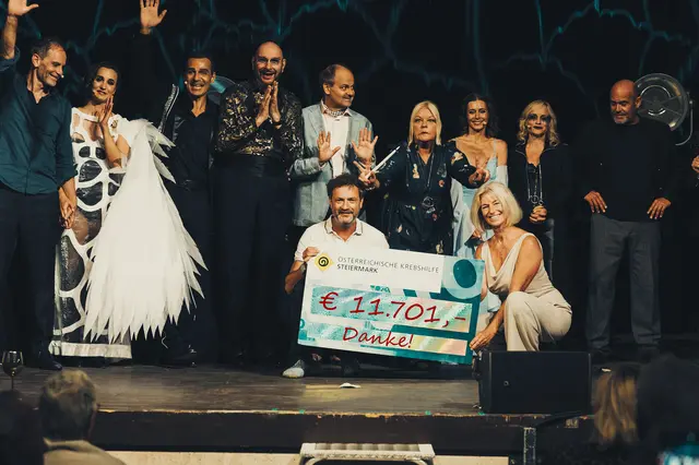 Bei der Veranstaltung wurden insgesamt 11.701 Euro für die Österreichische Krebshilfe Steiermark gesammelt.  | Foto: Jedermann Theater