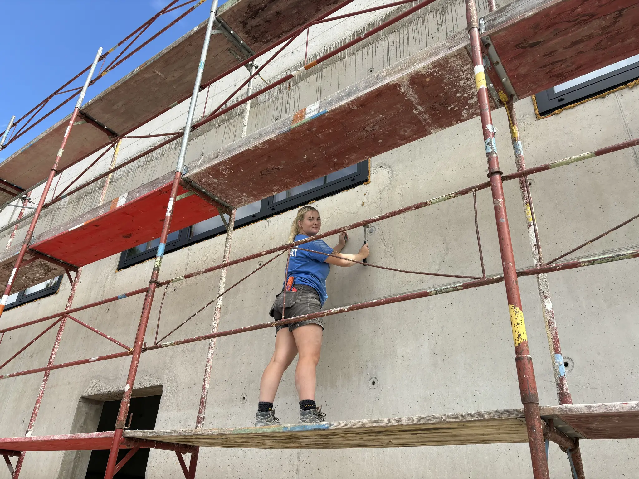 18-year-old on apprenticeship: |