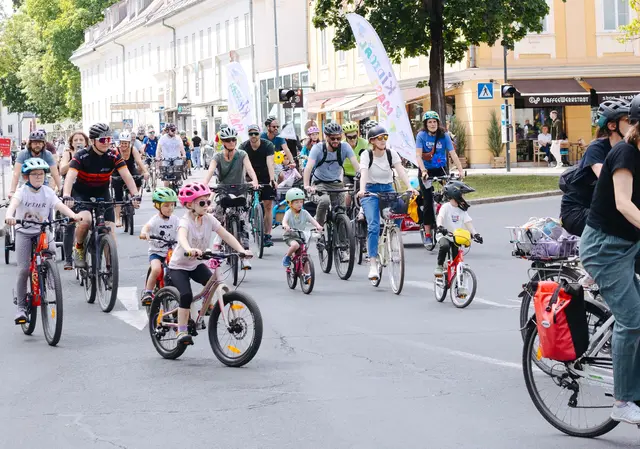 Familien radeln heuer am 19. September bei der Kidical Mass für mehr Sicherheit mit dem Rad auf dem Schulweg. | Foto: Sabine Biedermann Photography