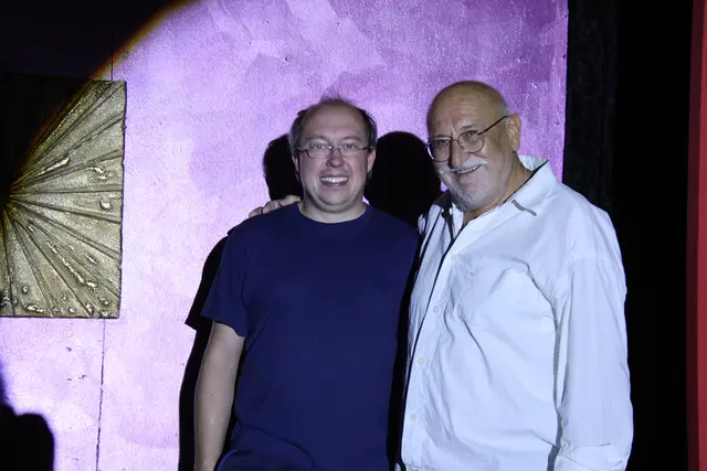 Martin Fischer (Technik) mit Regisseur Josef Lipp.