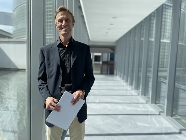 Die Energieberater wie Hermann Grießner beraten die Salzburgerinnen und Salzburger kostenfrei zum Thema Energiesparen.  | Foto: sm