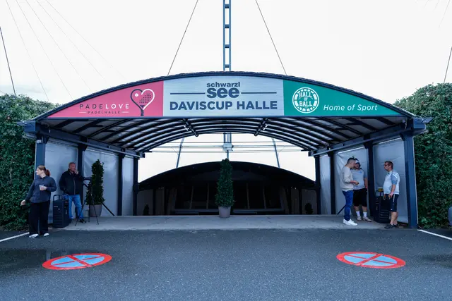 Neben der neuen "Hall of Ball" steht auch eine Padelhalle in der ehemaligen Daviscup-Halle am Schwarzl-Gelände zur Verfügung. | Foto: GEPA pictures