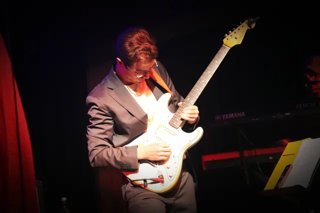 Tobias Faulhammer verpasste den Songs die markante Rocknote.