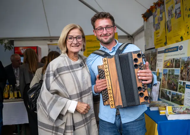 Die Abordnung aus Bad Traunstein sorgte auch für beste musikalische Stimmung am Festgelände. | Foto: NLK Khittl