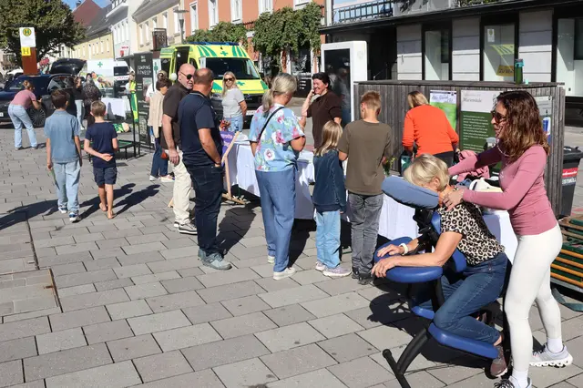 Recht viel Bewegung gab es beim Aktionstag der "Stainzer Wirtschaft" auf dem Hauptplatz Stainz | Foto: Gerhard Langmann