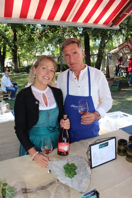 Maria und Otmar vom Bio Weingut Sanin aus Südtirol